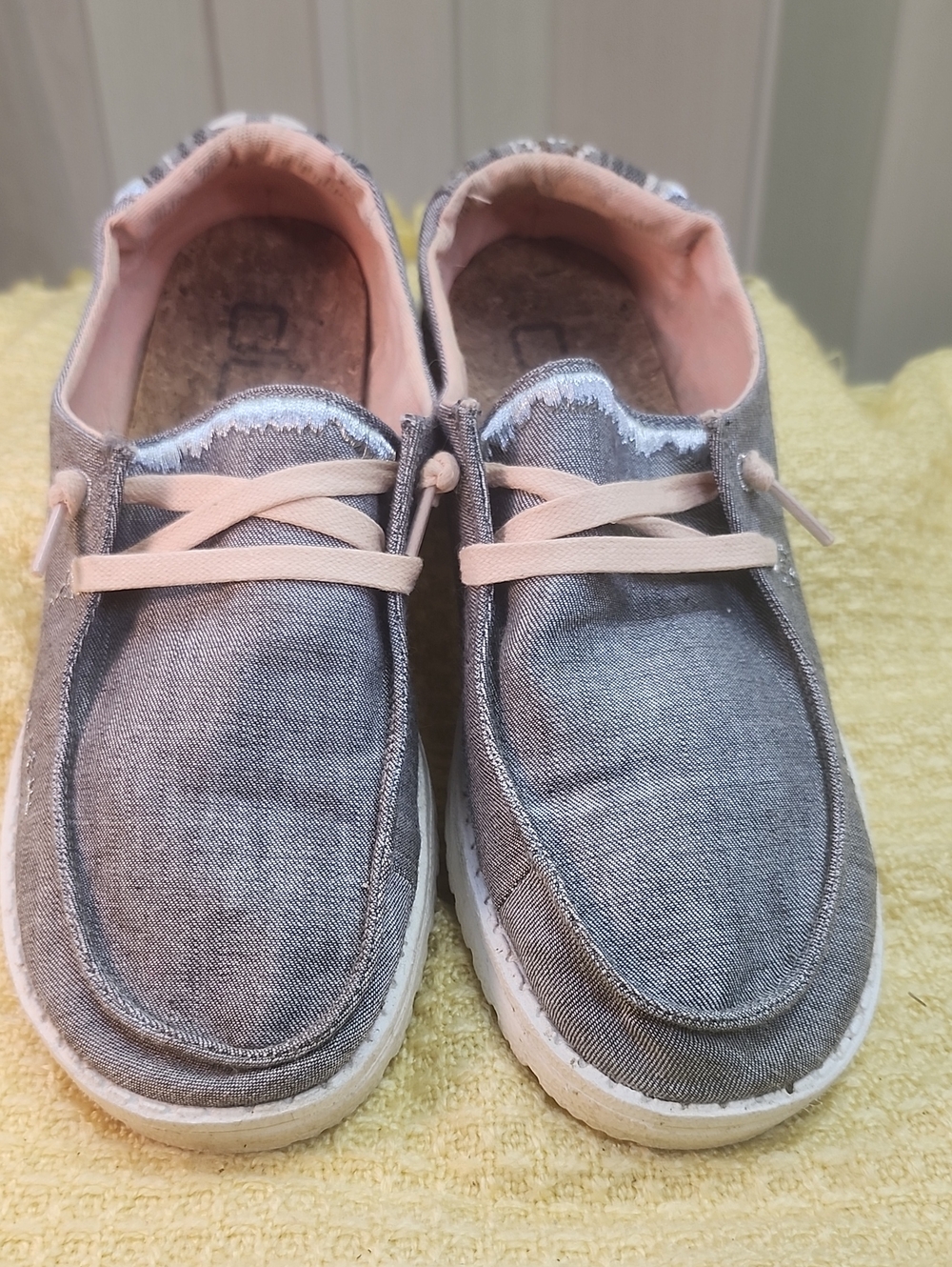 Womens Casual Canvas Slip-On Shoes in Gray and Pink
